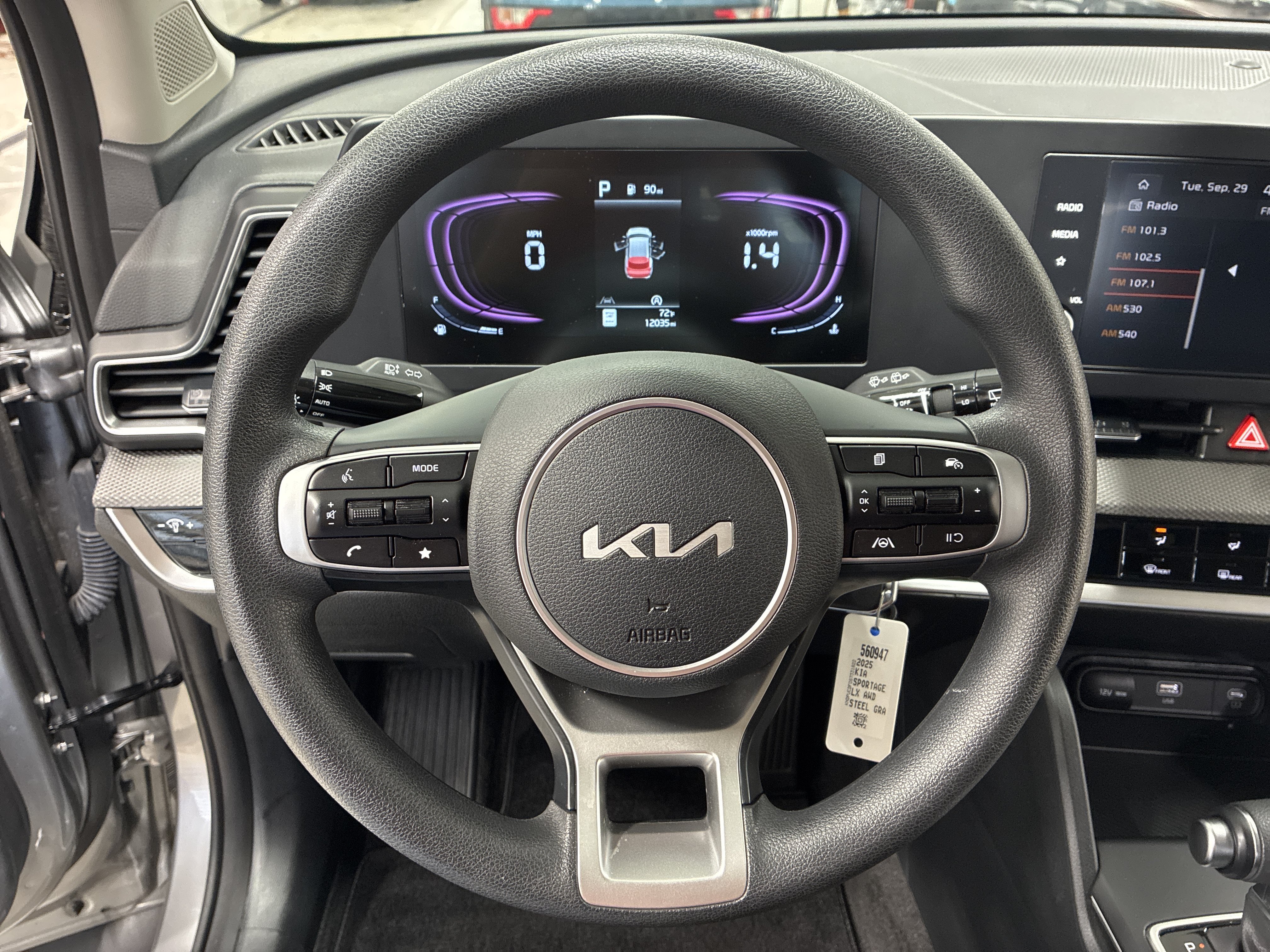 Certified 2025 Kia Sportage LX AWD/4WD image 22