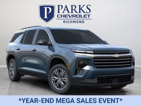 New 2026 Chevrolet Traverse LT w/ Driver Confidence Package image 1