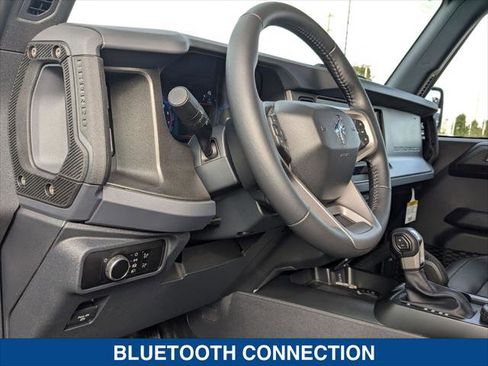 New 2025 Ford Bronco Badlands image 11