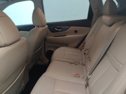 Used 2016 Nissan Rogue SL w/ SL Premium Package AWD/4WD image 18