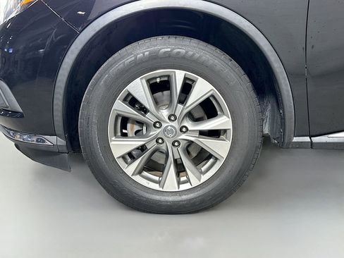 Used 2018 Nissan Murano SL w/ Moonroof Package image 34