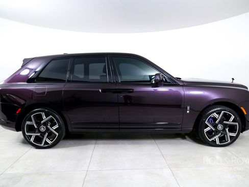 Certified 2025 Rolls-Royce Cullinan Black Badge image 10