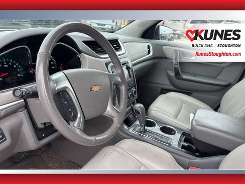 Used 2017 Chevrolet Traverse Premier AWD/4WD image 4