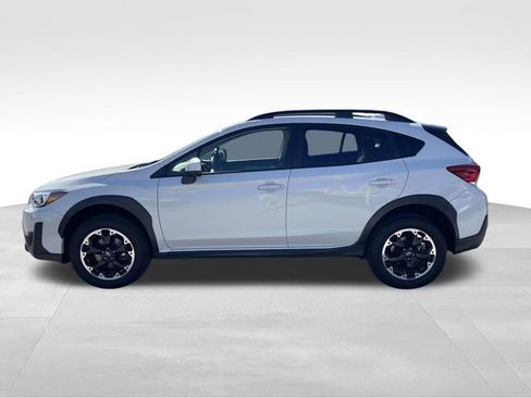 Used 2023 Subaru Crosstrek 2.0i Premium image 6
