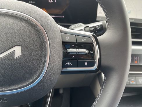 New 2026 Kia Carnival FWD image 27