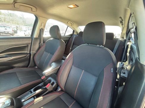 Used 2021 Nissan Versa SR w/ Convenience Package image 16