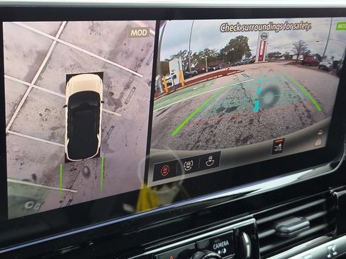 New 2026 Nissan Pathfinder SL image 21