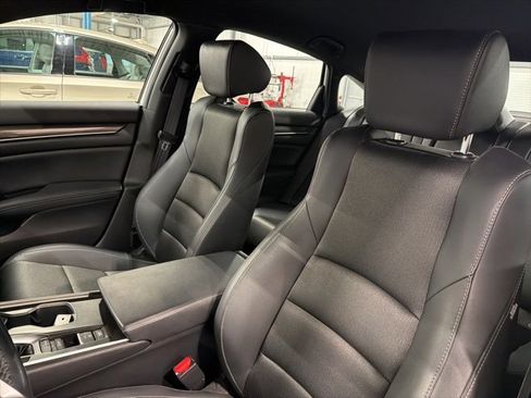 Used 2022 Honda Accord Sport image 9