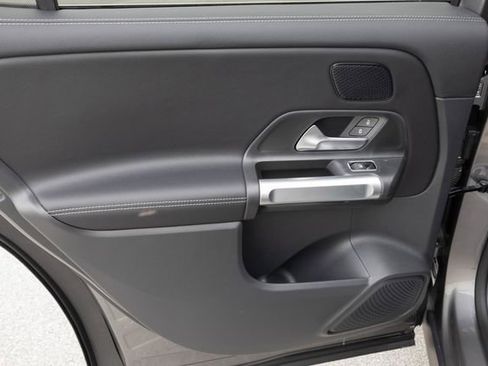 New 2026 Mercedes-Benz GLB 250 4MATIC image 16