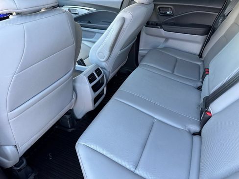 Used 2022 Honda Ridgeline RTL image 12