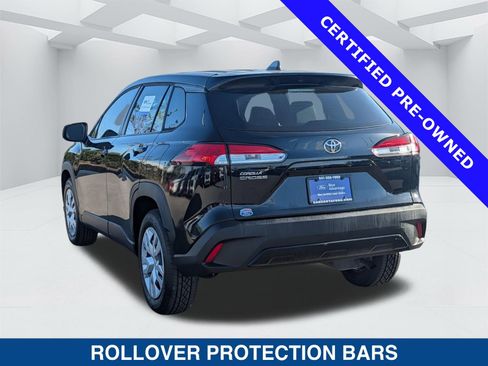 Used 2022 Toyota Corolla Cross L image 6
