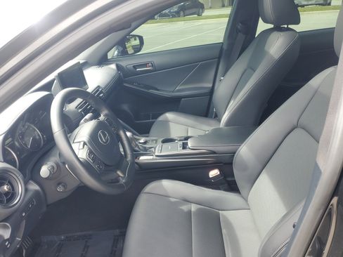 Used 2025 Lexus IS 300 w/ Premium Package RWD image 19