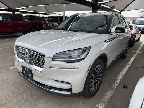 Used 2023 Lincoln Aviator AWD w/ Premium Package image 1