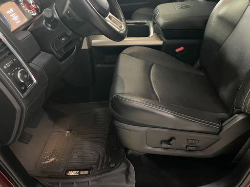 Used 2017 RAM 1500 Laramie w/ Convenience Group image 19