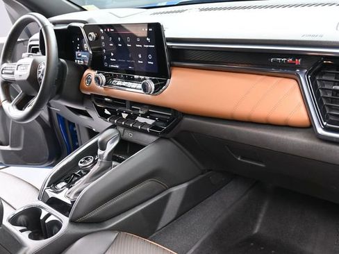 Used 2023 GMC Canyon AT4 w/ AT4 Premium Package image 28