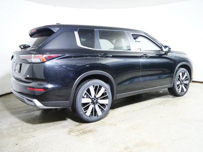 New 2026 Mitsubishi Outlander SE