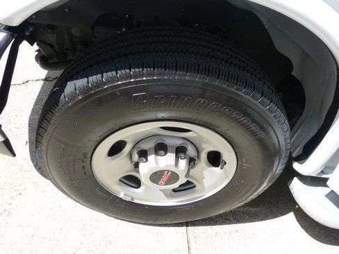 Used 2024 GMC Savana 2500 w/ Driver Convenience Package image 37