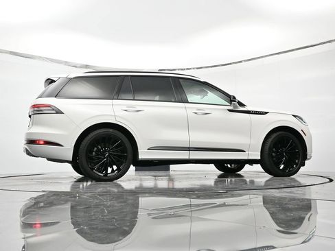 New 2025 Lincoln Aviator Reserve w/ Equipment Group 201A image 39