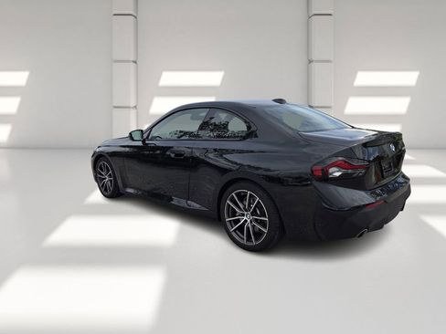 Used 2025 BMW 230i Coupe RWD image 8