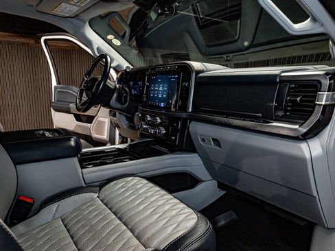 Used 2024 Ford F350 Limited image 20