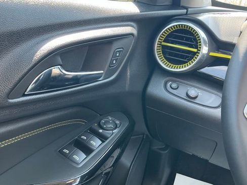 New 2026 Chevrolet Trax ACTIV w/ Driver Confidence Package FWD image 24