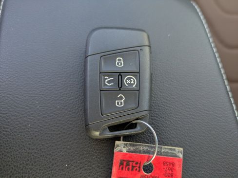 New 2026 Volkswagen Jetta SEL FWD image 31
