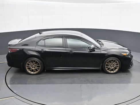 Used 2024 Toyota Camry SE w/ Convenience Package image 22