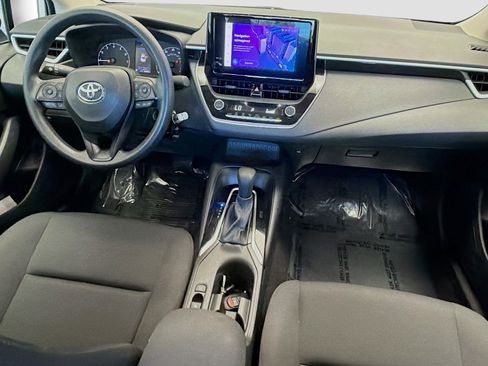 Used 2024 Toyota Corolla LE image 12