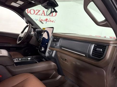 Certified 2024 Ford Expedition Max King Ranch AWD/4WD image 17