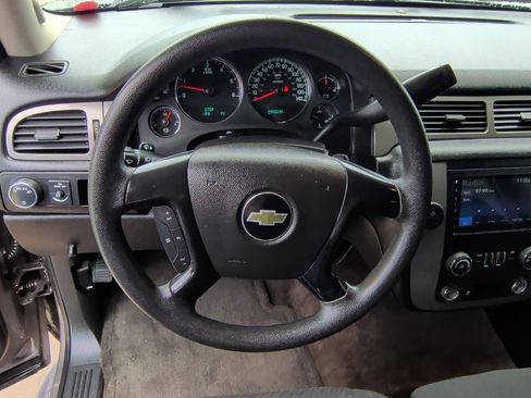 Used 2014 Chevrolet Tahoe 2WD image 16