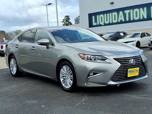 Used 2017 Lexus ES 350 image 3