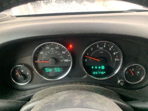 Used 2016 Jeep Wrangler Unlimited Sport image 25