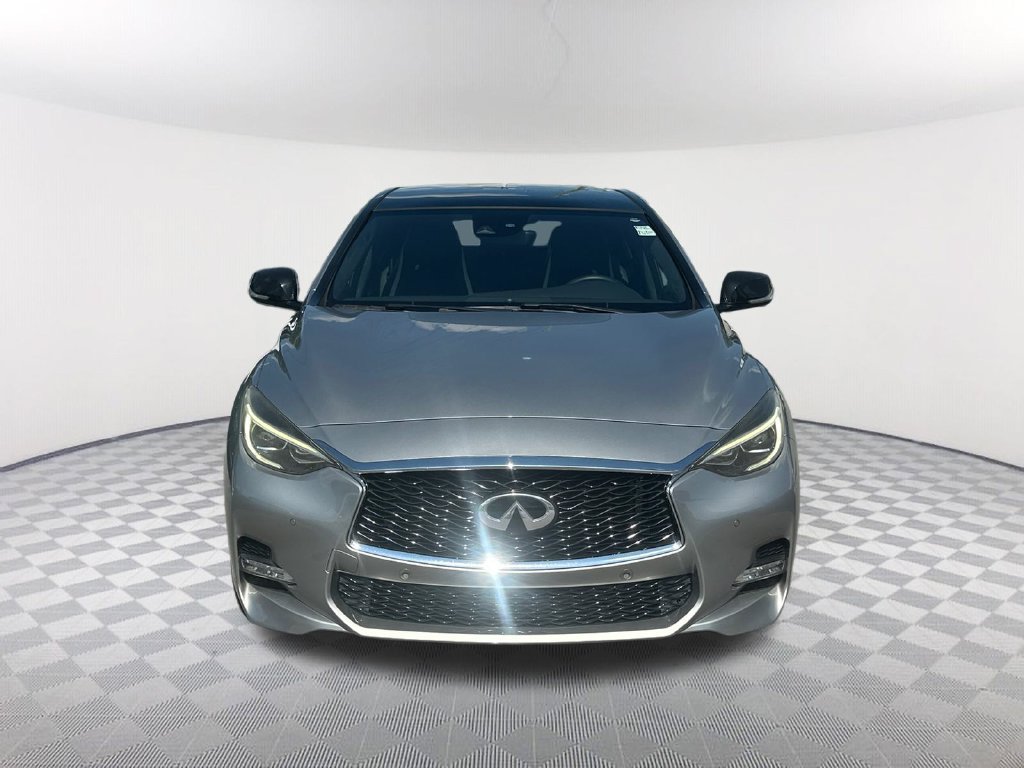 Used 2018 INFINITI QX30 Sport w/ Sport Leather Package FWD image 2