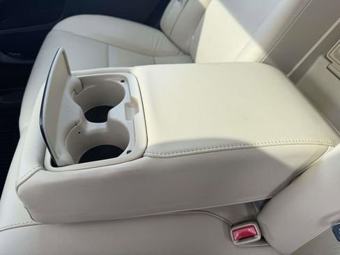 Used 2018 Toyota Avalon Limited w/ Protection Package image 17