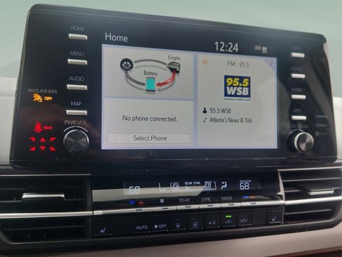 Used 2021 Toyota Sienna XLE FWD image 20