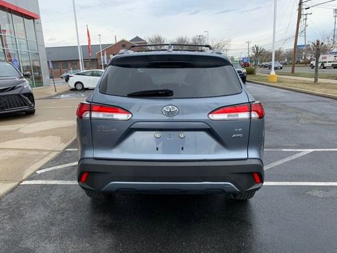 Used 2023 Toyota Corolla Cross LE w/ Moonroof Package AWD/4WD image 4