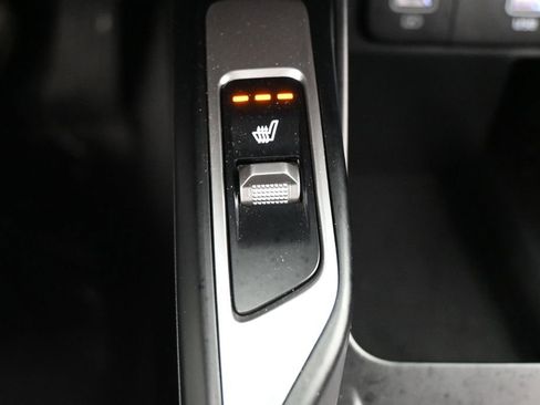 Used 2022 Kia Sorento EX w/ Panoramic Sunroof Package FWD image 22