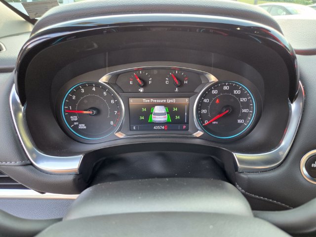 Used 2023 Chevrolet Traverse LT AWD/4WD image 33
