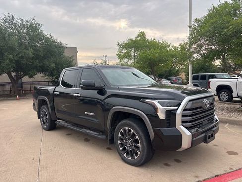 Used 2024 Toyota Tundra Limited w/ Power Package AWD/4WD image 3