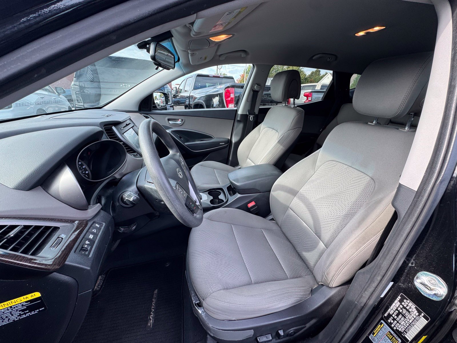 Used 2017 Hyundai Santa Fe Sport FWD image 12