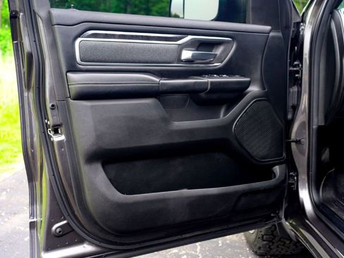 Used 2019 RAM 1500 Big Horn RWD image 23