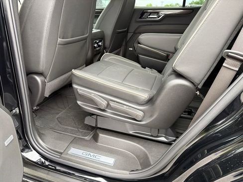 Used 2026 GMC Yukon Elevation AWD/4WD image 21
