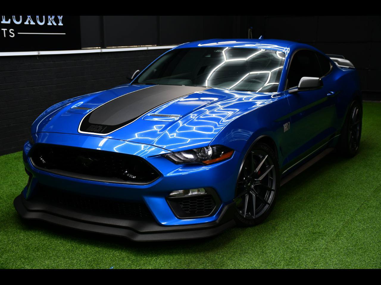 Used 2021 Ford Mustang Mach 1 w/ Mach 1 Handling Package RWD image 1