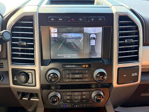 Used 2019 Ford F250 King Ranch w/ King Ranch Ultimate Package image 29