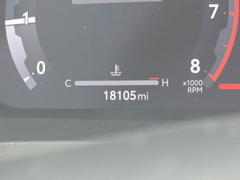 Used 2024 Toyota Tacoma TRD Off-Road image 29