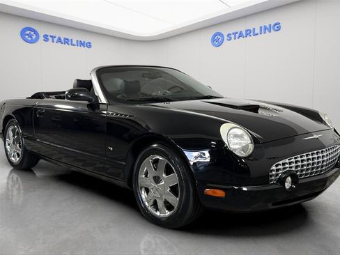 Used 2003 Ford Thunderbird image 13