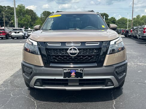 Used 2024 Nissan Pathfinder Rock Creek AWD/4WD image 2