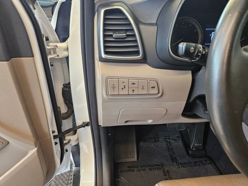 Used 2021 Hyundai Tucson Limited AWD/4WD image 16