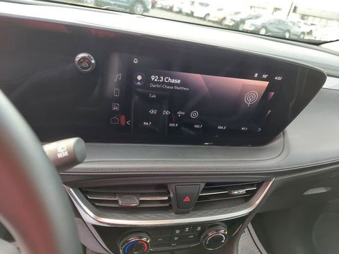 Used 2024 Buick Encore GX Sport Touring image 7