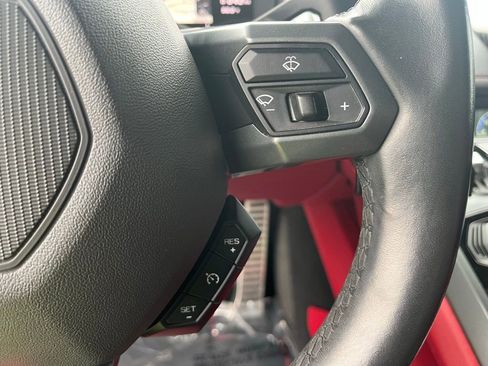 Used 2018 Lamborghini Huracan LP 580-2 image 9